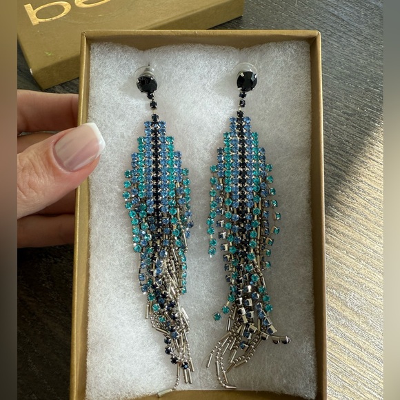 Bebe Earrings - Picture 2 of 4